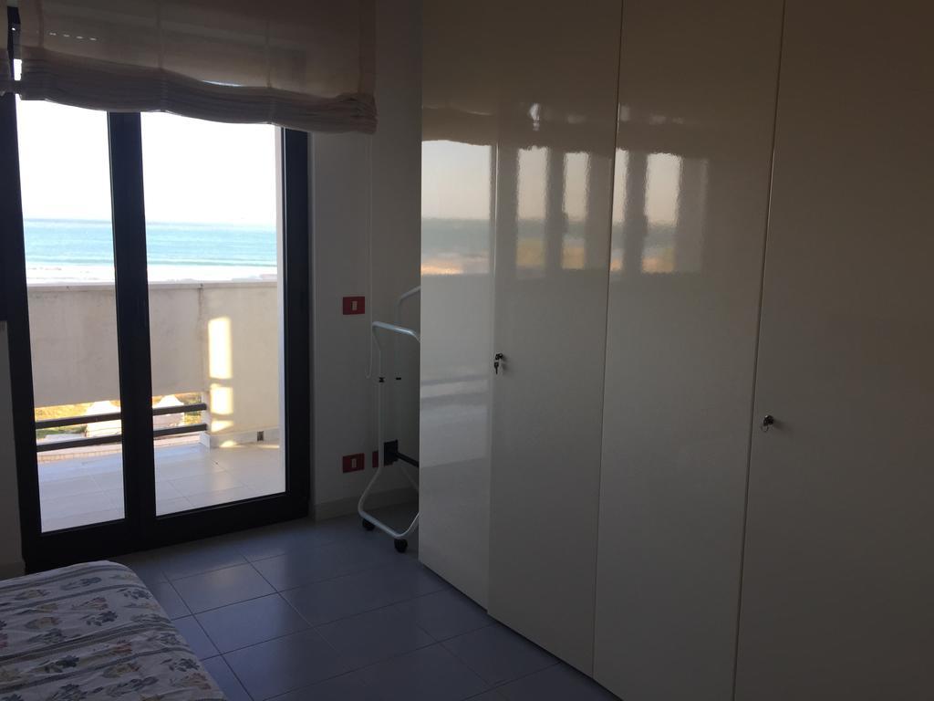 Attico Fronte Mare Apartment Pozzallo Luaran gambar